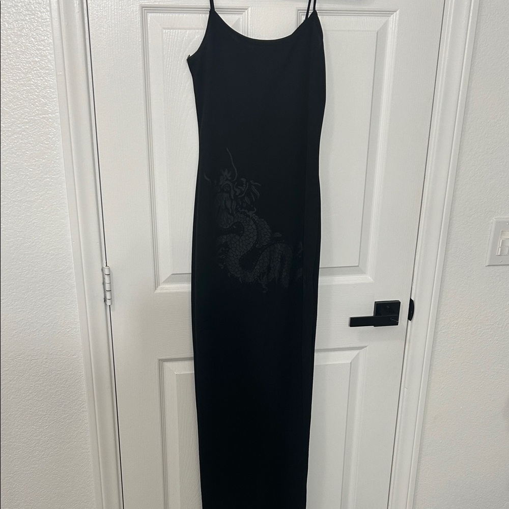 Chic Black Maxi Dress with Dragon Design